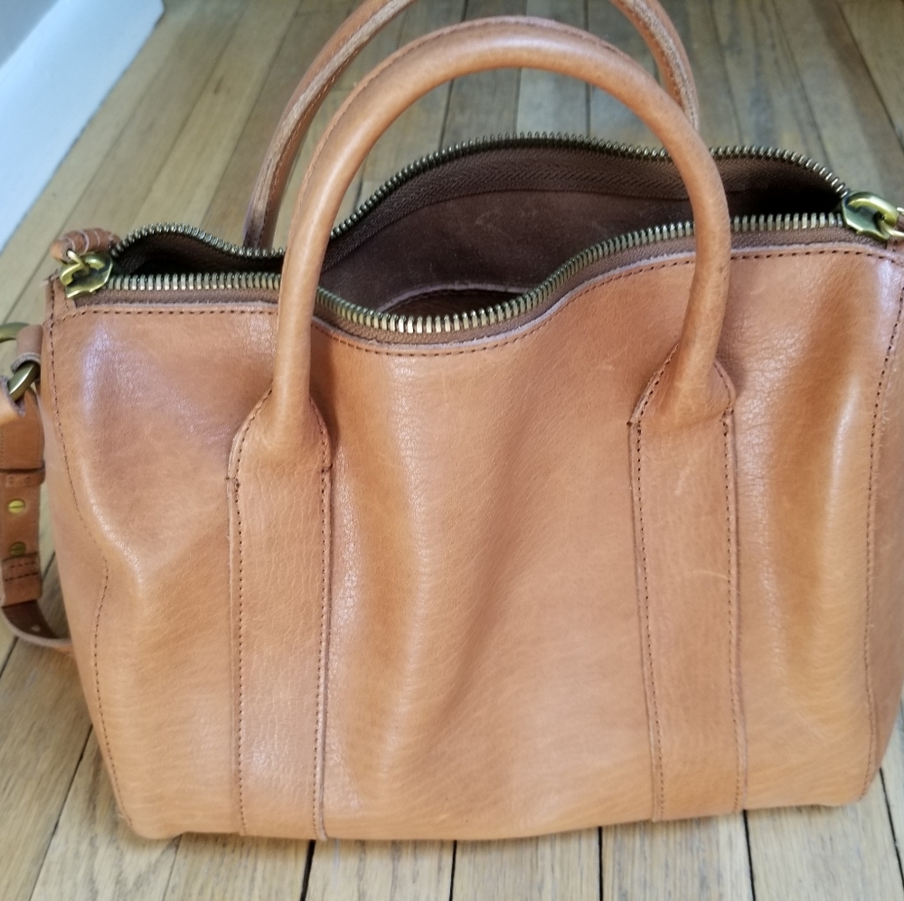 Madewell zip top carryall crossbody